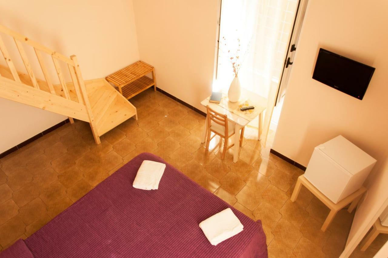 Rooms Palazzo Paladini Lecce Buitenkant foto