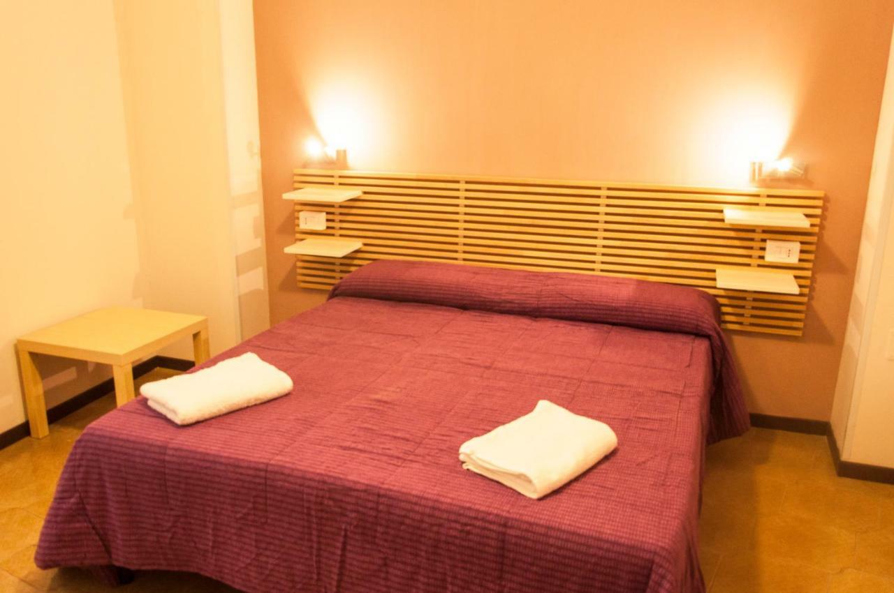 Rooms Palazzo Paladini Lecce Buitenkant foto