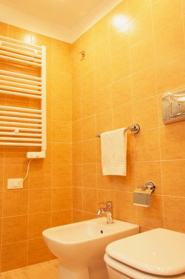 Rooms Palazzo Paladini Lecce Buitenkant foto
