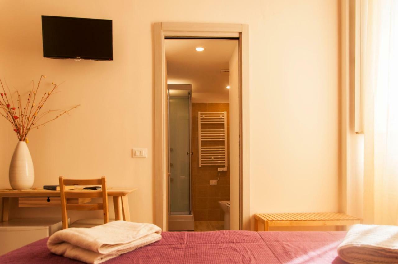 Rooms Palazzo Paladini Lecce Buitenkant foto